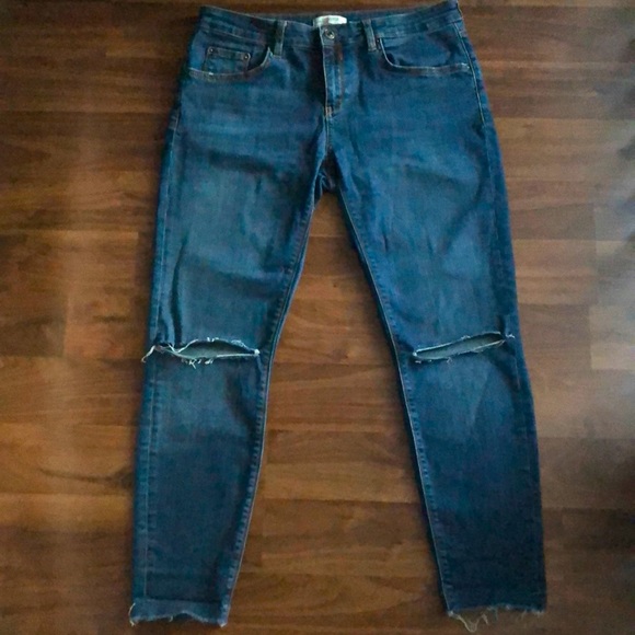 Zara Ripped Skinny Jeans - Picture 2 of 6